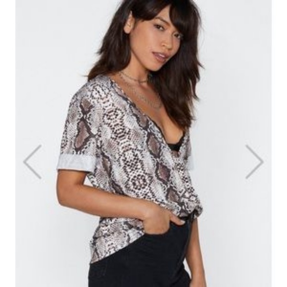 Nasty Gal Tops - Nasty Gal snake print short sleeve blouse V-neck